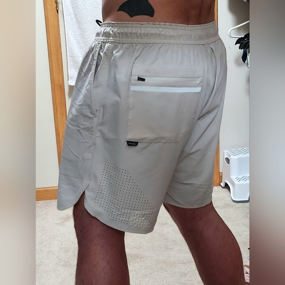 Legends Luka HD Shorts - Off White - Men's XXL - Picture 2 of 3